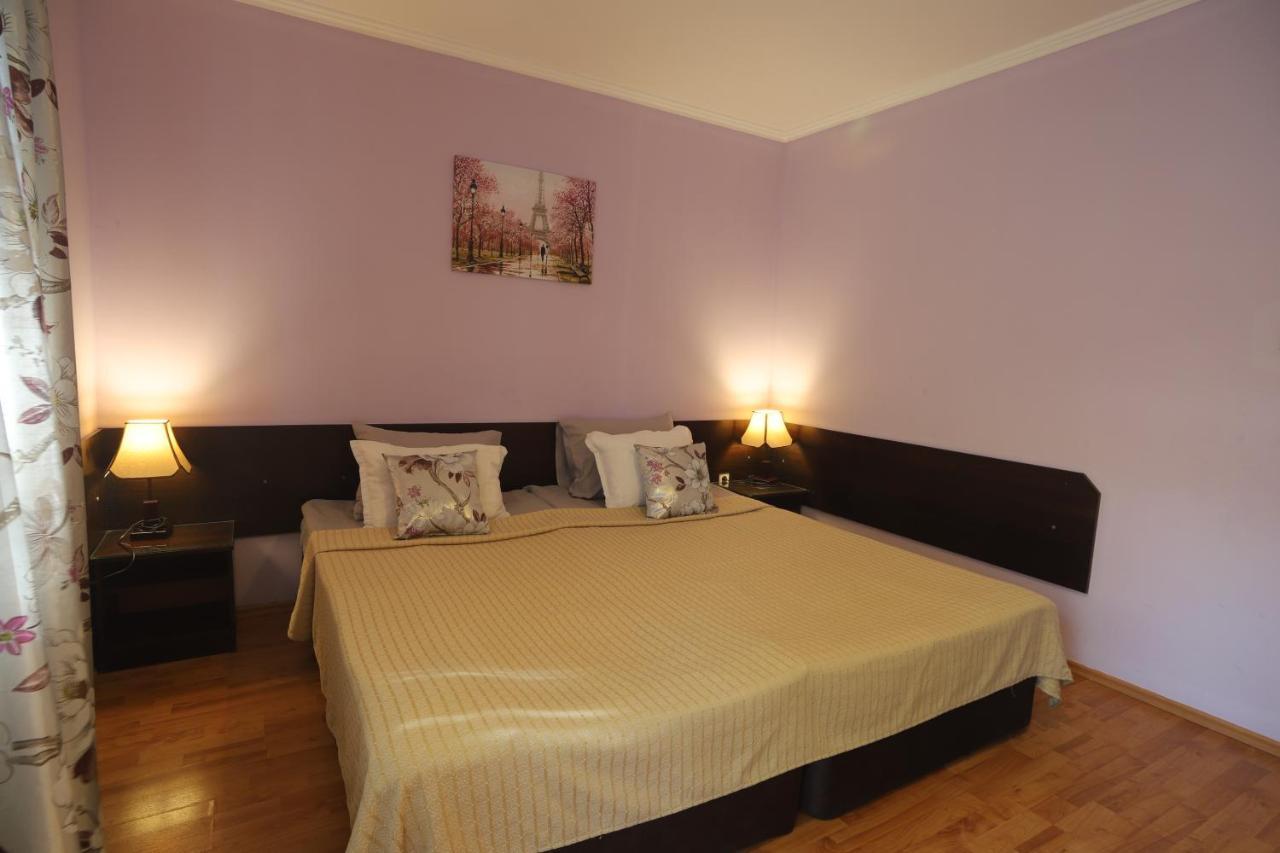 Guest House Yanita Варна Экстерьер фото